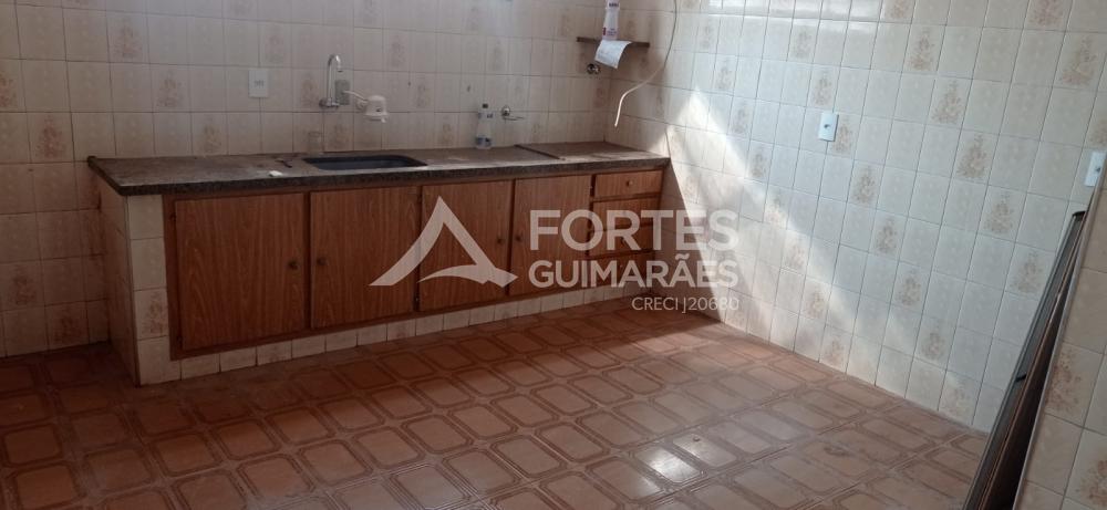 Alugar Casas / Padrão em Ribeirão Preto R$ 2.200,00 - Foto 16