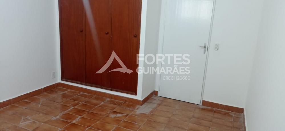 Alugar Casas / Padrão em Ribeirão Preto R$ 2.200,00 - Foto 13