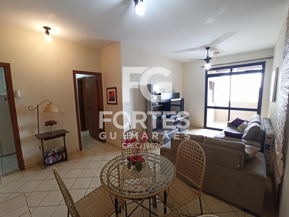 Alugar Apartamentos / Padrão em Ribeirão Preto R$ 2.000,00 - Foto 1