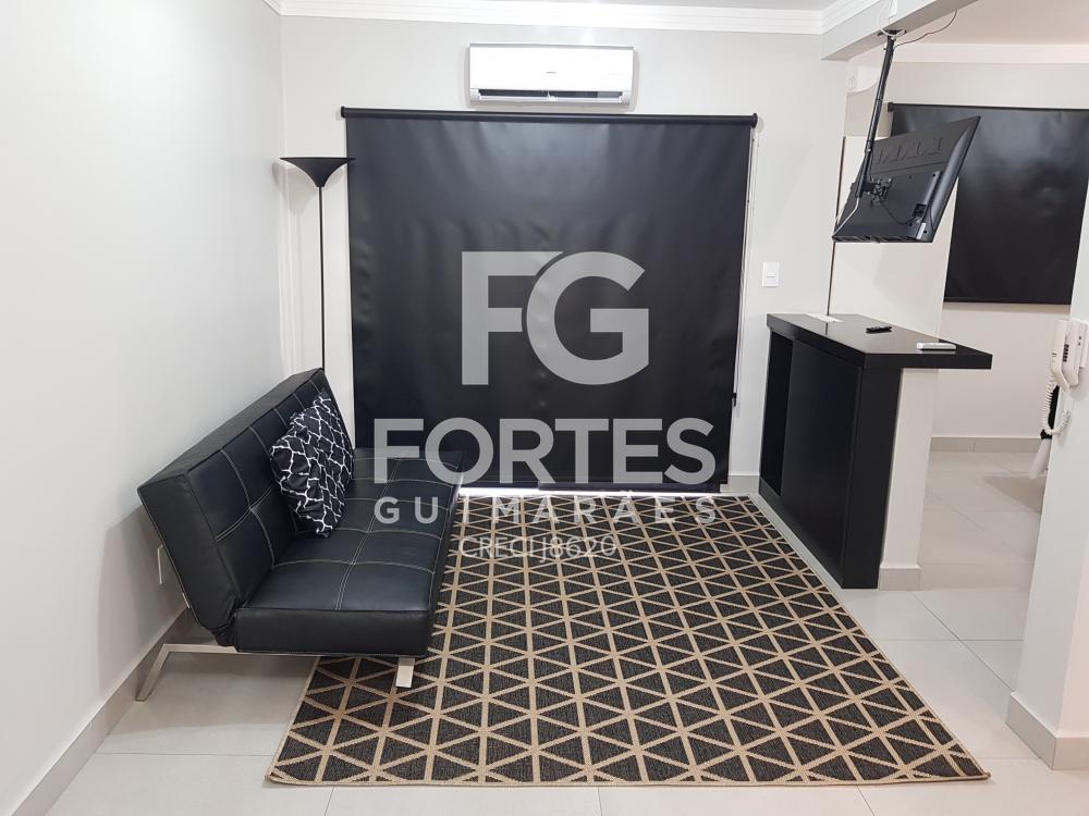 Alugar Apartamentos / Padrão em Ribeirão Preto R$ 2.200,00 - Foto 1