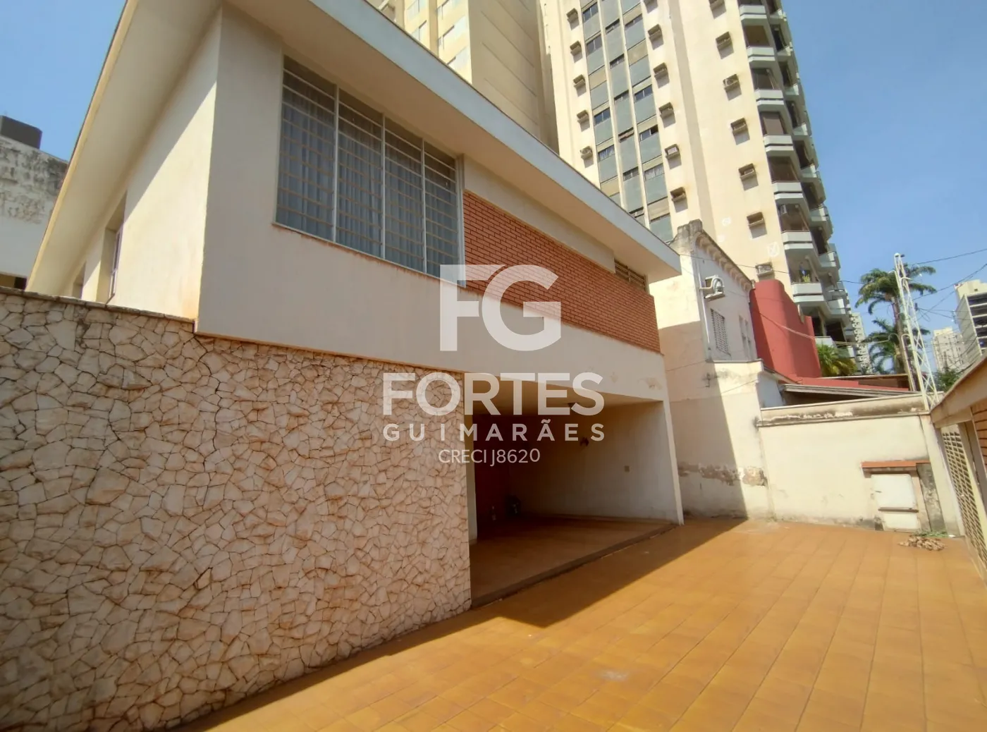 Alugar Casas / Padrão em Ribeirão Preto R$ 10.800,00 - Foto 1