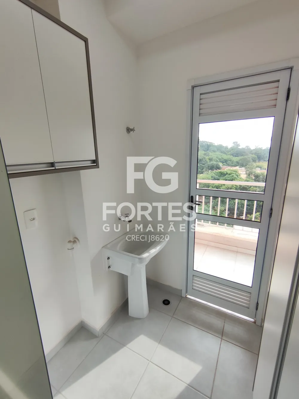 Alugar Apartamentos / Padrão em Ribeirão Preto R$ 1.650,00 - Foto 32