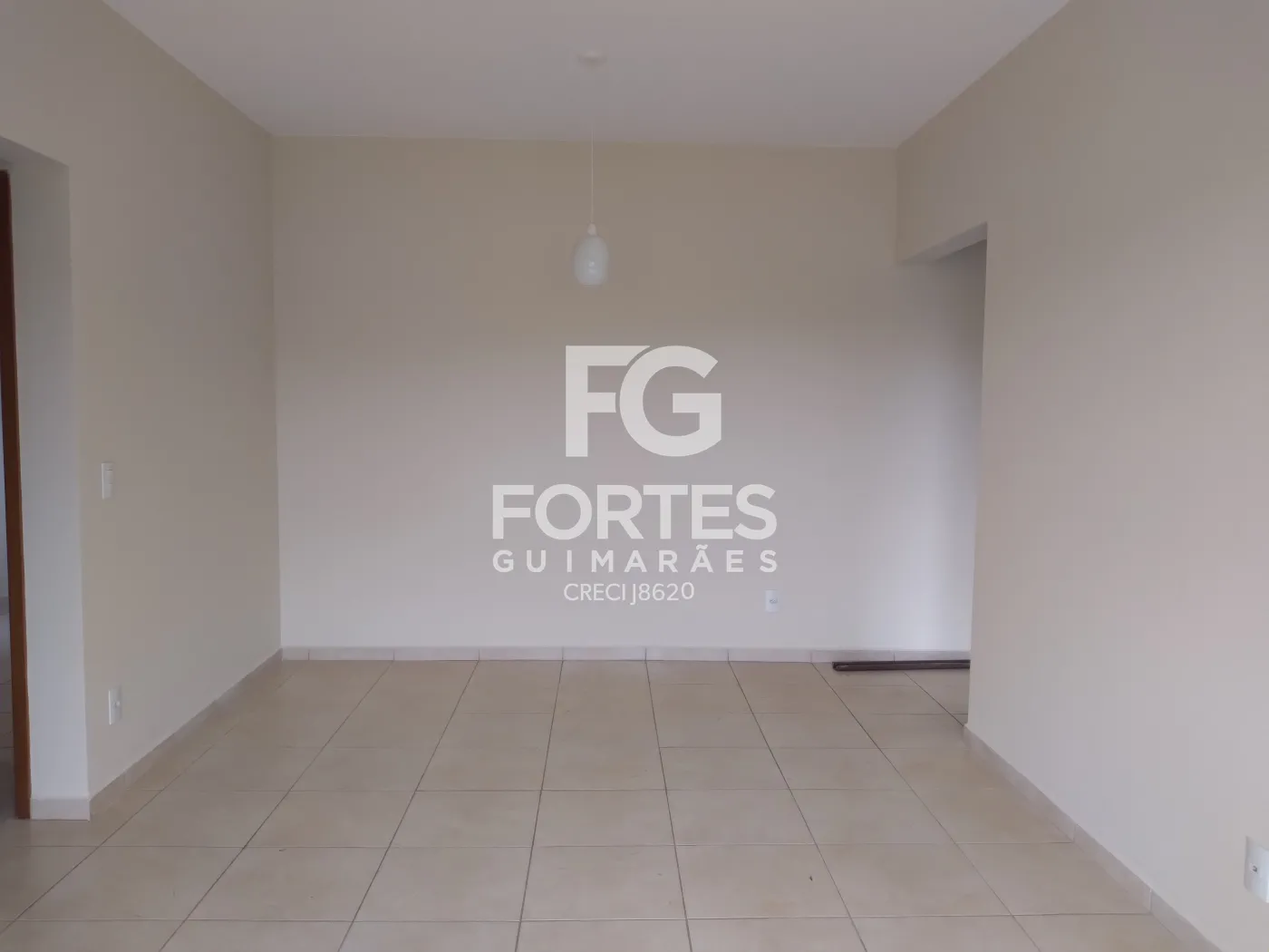 Alugar Apartamentos / Padrão em Ribeirão Preto R$ 1.800,00 - Foto 4