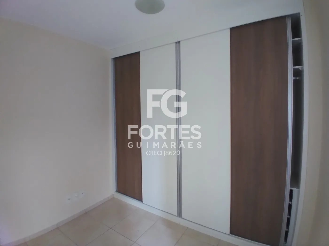 Alugar Apartamentos / Padrão em Ribeirão Preto R$ 1.800,00 - Foto 11