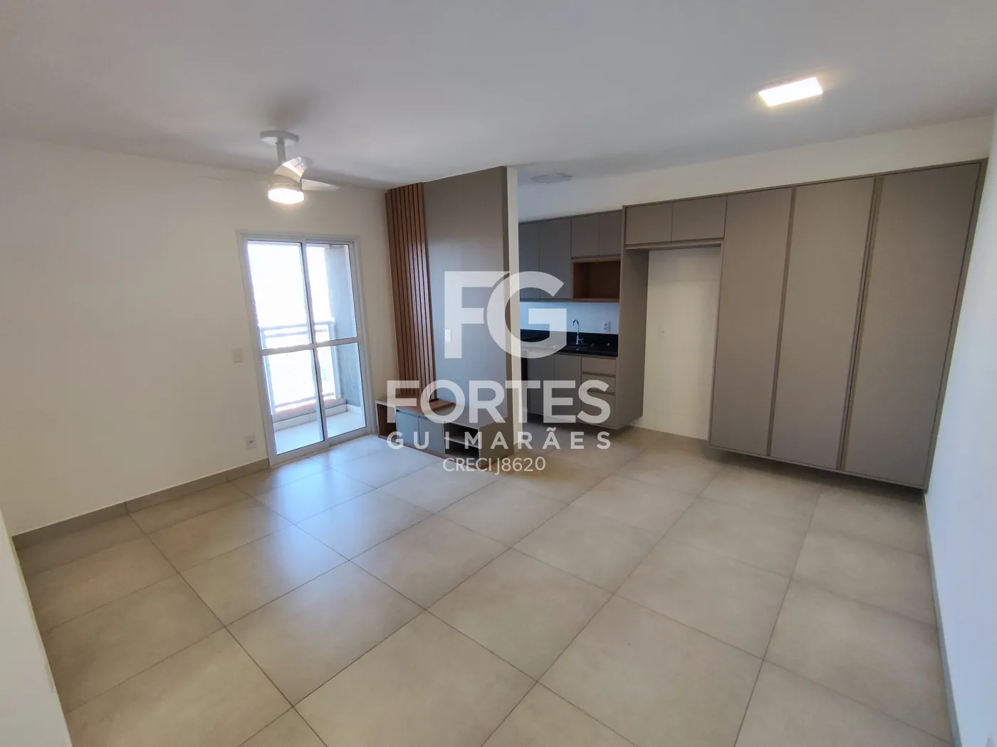Alugar Apartamentos / Padrão em Ribeirão Preto R$ 3.200,00 - Foto 1