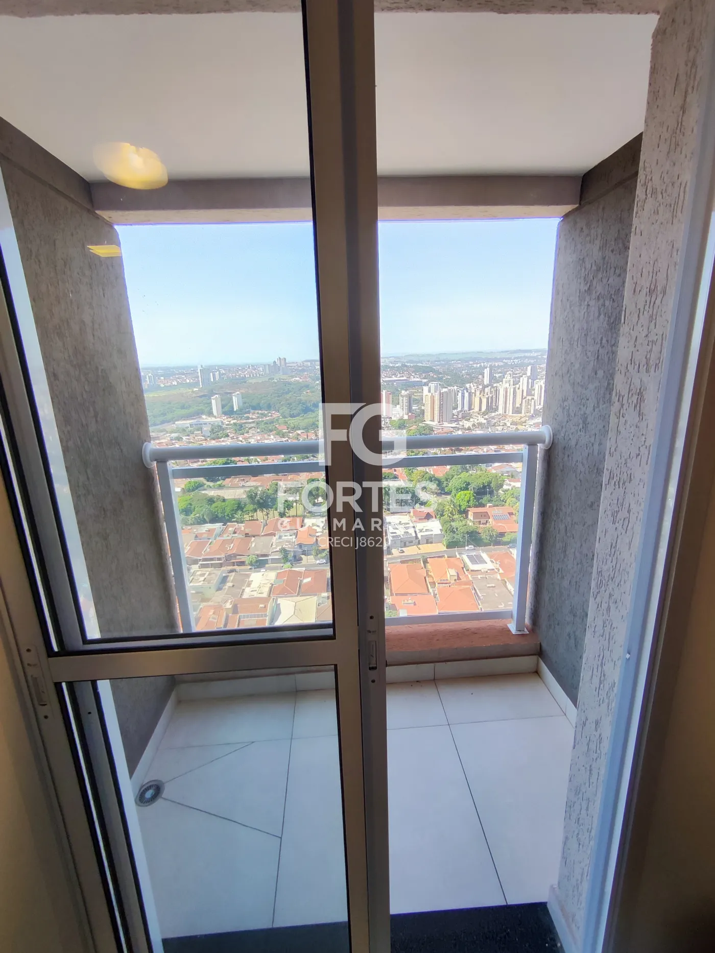 Alugar Apartamentos / Padrão em Ribeirão Preto R$ 3.200,00 - Foto 5