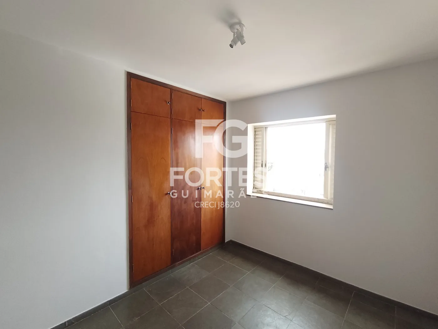 Alugar Apartamentos / Padrão em Ribeirão Preto R$ 1.000,00 - Foto 16