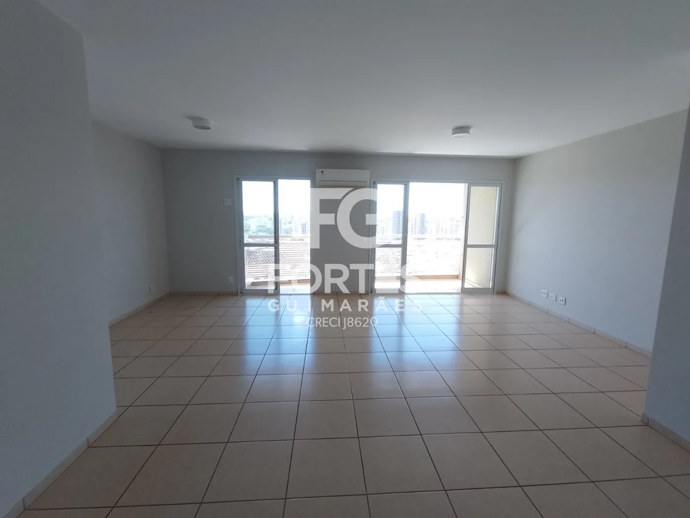 Alugar Apartamentos / Padrão em Ribeirão Preto R$ 5.000,00 - Foto 1