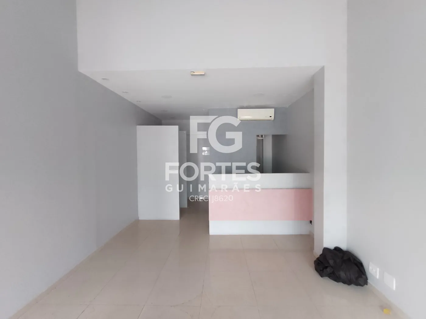 Alugar Comercial / Imóvel Comercial em Ribeirão Preto R$ 1.800,00 - Foto 4