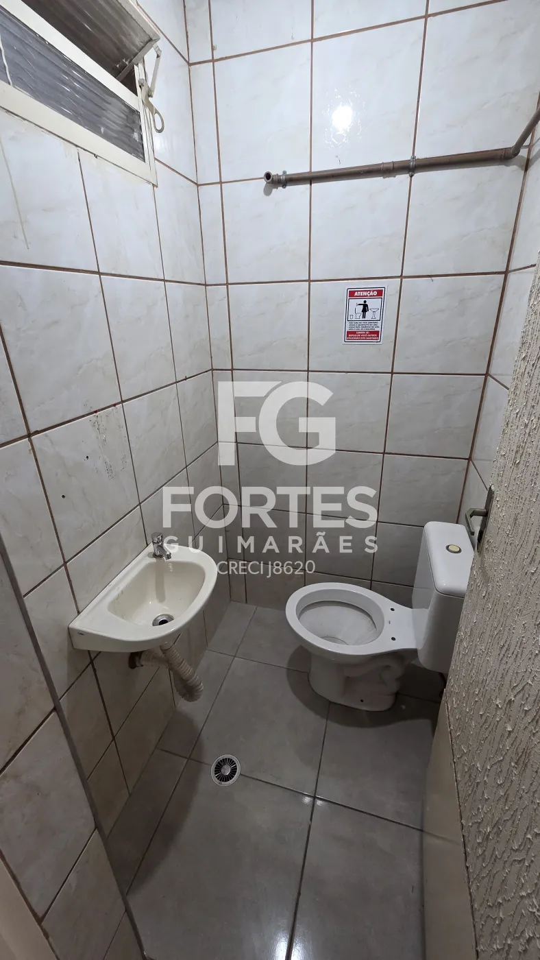 Alugar Comercial / Salão em Ribeirão Preto R$ 950,00 - Foto 15