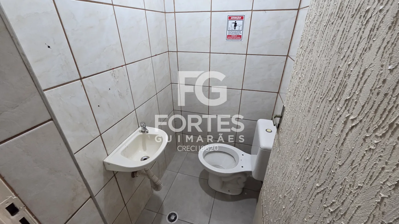 Alugar Comercial / Salão em Ribeirão Preto R$ 950,00 - Foto 16