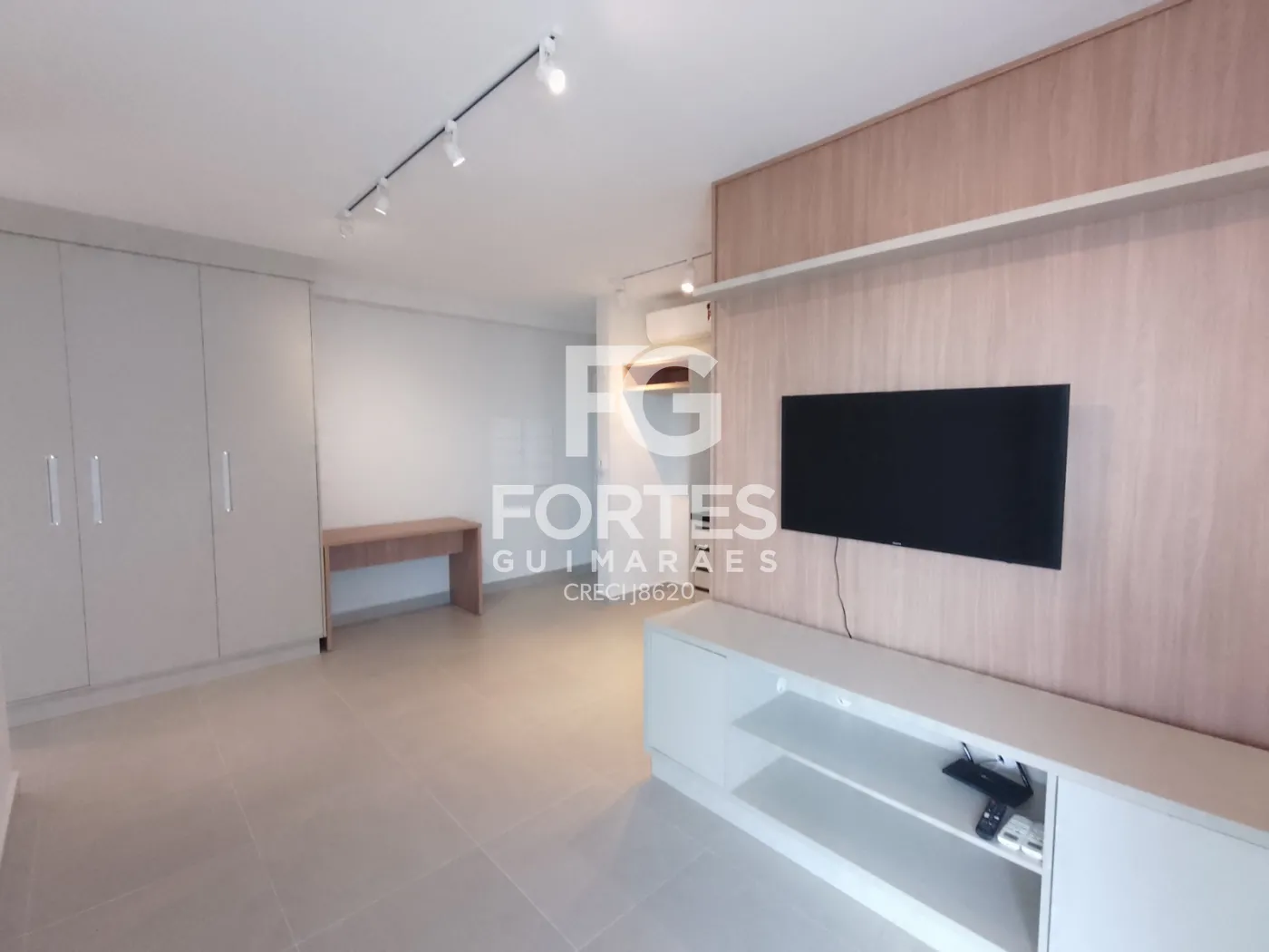 Alugar Apartamentos / Padrão em Ribeirão Preto R$ 3.700,00 - Foto 4