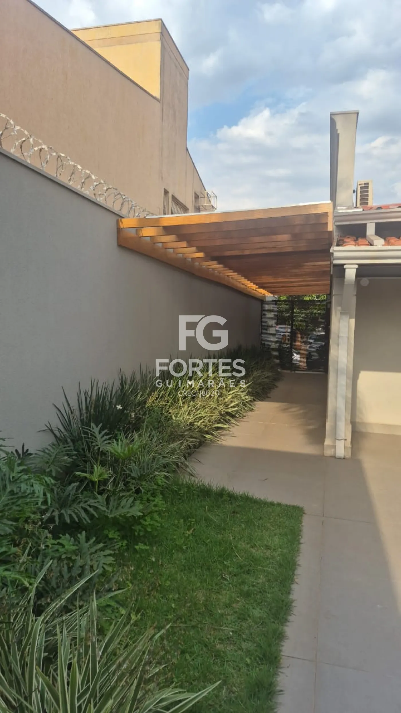 Alugar Comercial / Loja em Ribeirão Preto R$ 2.500,00 - Foto 3