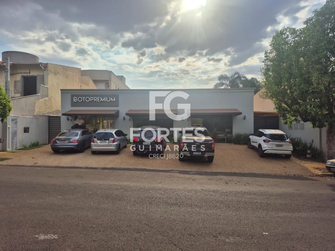 Alugar Comercial / Loja em Ribeirão Preto R$ 2.500,00 - Foto 1