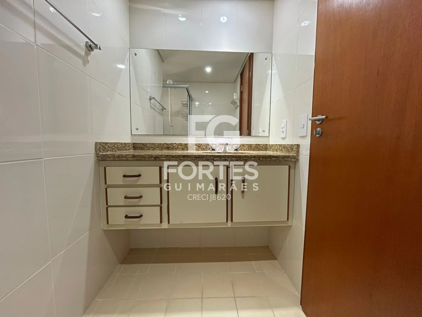 Alugar Apartamentos / Padrão em Ribeirão Preto R$ 1.500,00 - Foto 17