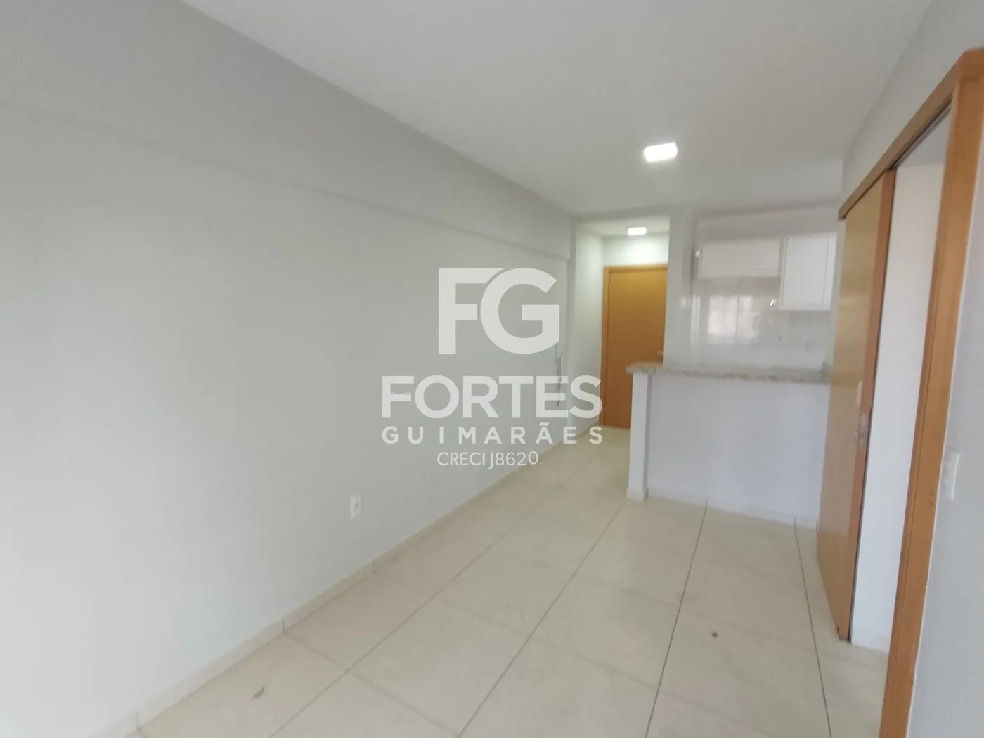 Alugar Apartamentos / Padrão em Ribeirão Preto R$ 1.600,00 - Foto 6