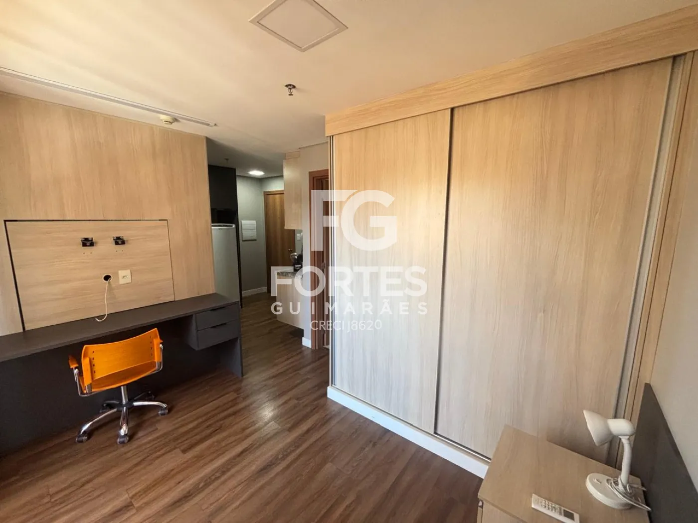 Alugar Apartamentos / Padrão em Ribeirão Preto R$ 1.300,00 - Foto 4
