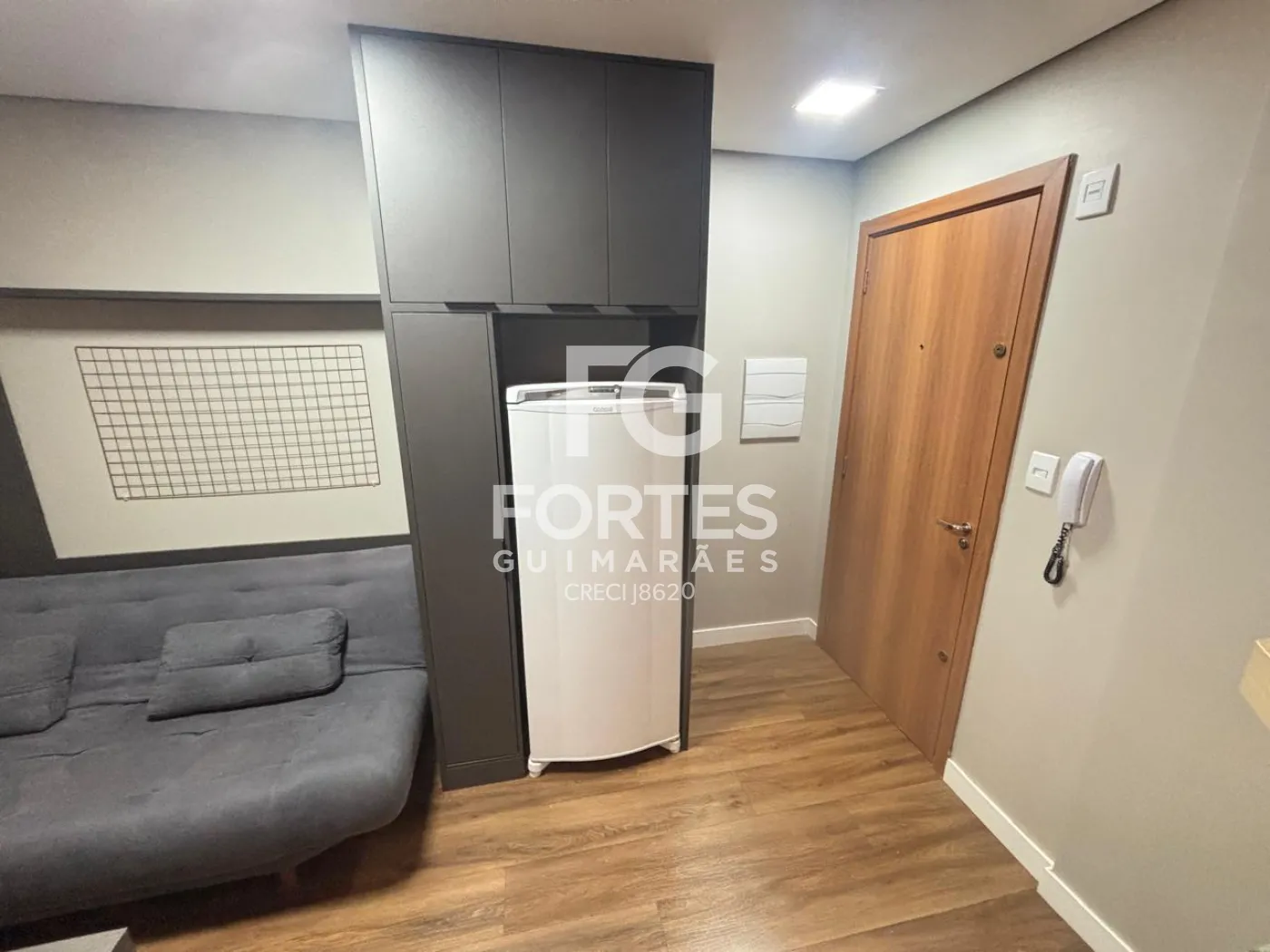 Alugar Apartamentos / Padrão em Ribeirão Preto R$ 1.300,00 - Foto 8