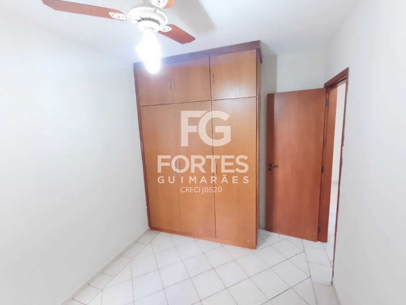 Alugar Apartamentos / Padrão em Ribeirão Preto R$ 1.350,00 - Foto 16
