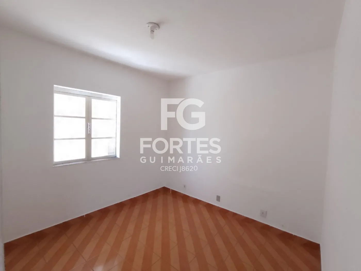 Alugar Casas / Padrão em Ribeirão Preto R$ 1.900,00 - Foto 8
