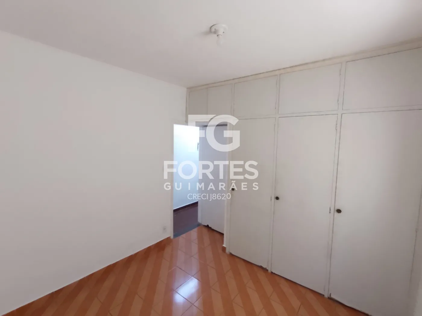 Alugar Casas / Padrão em Ribeirão Preto R$ 1.900,00 - Foto 11