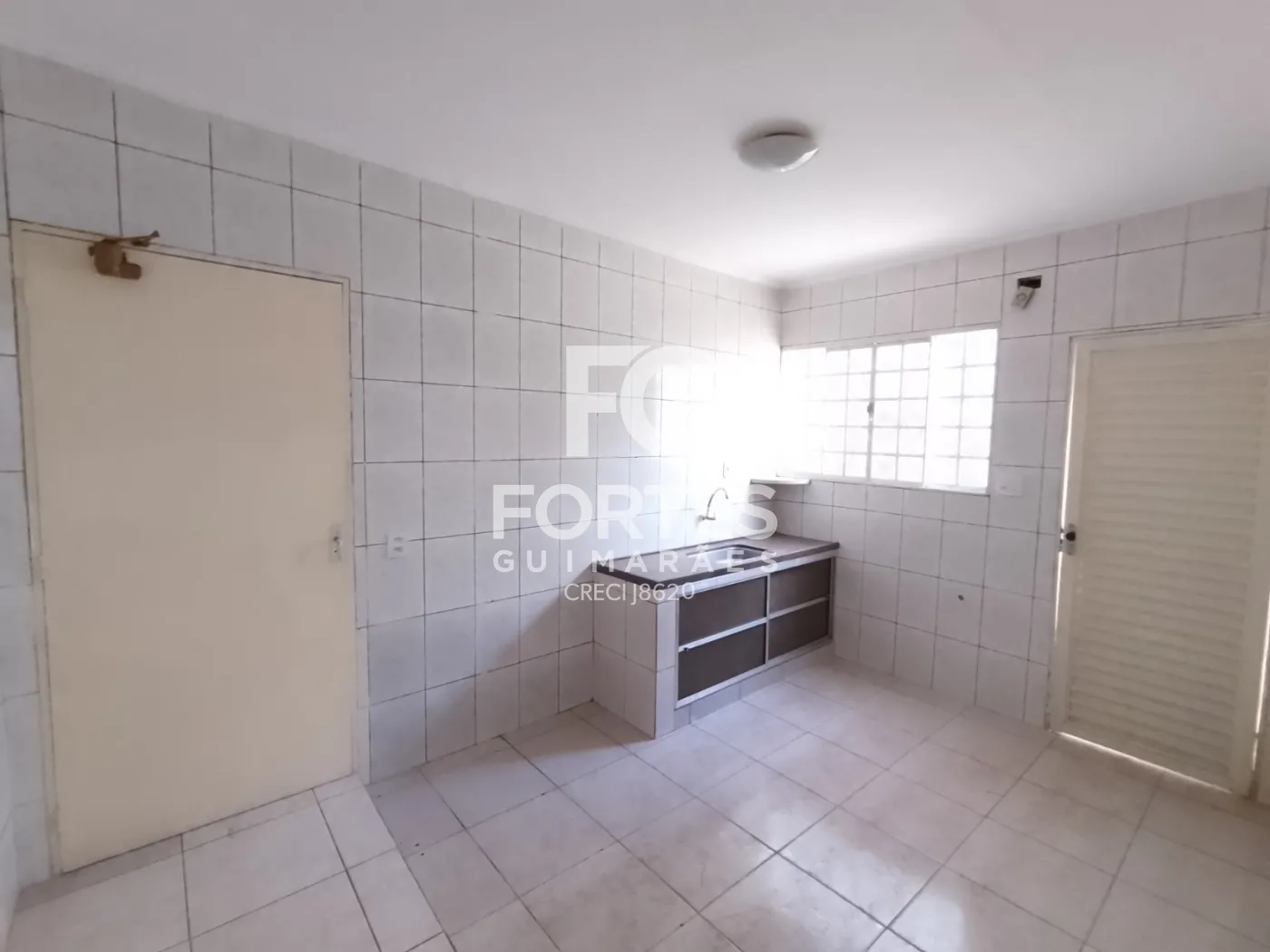 Alugar Casas / Padrão em Ribeirão Preto R$ 1.900,00 - Foto 15