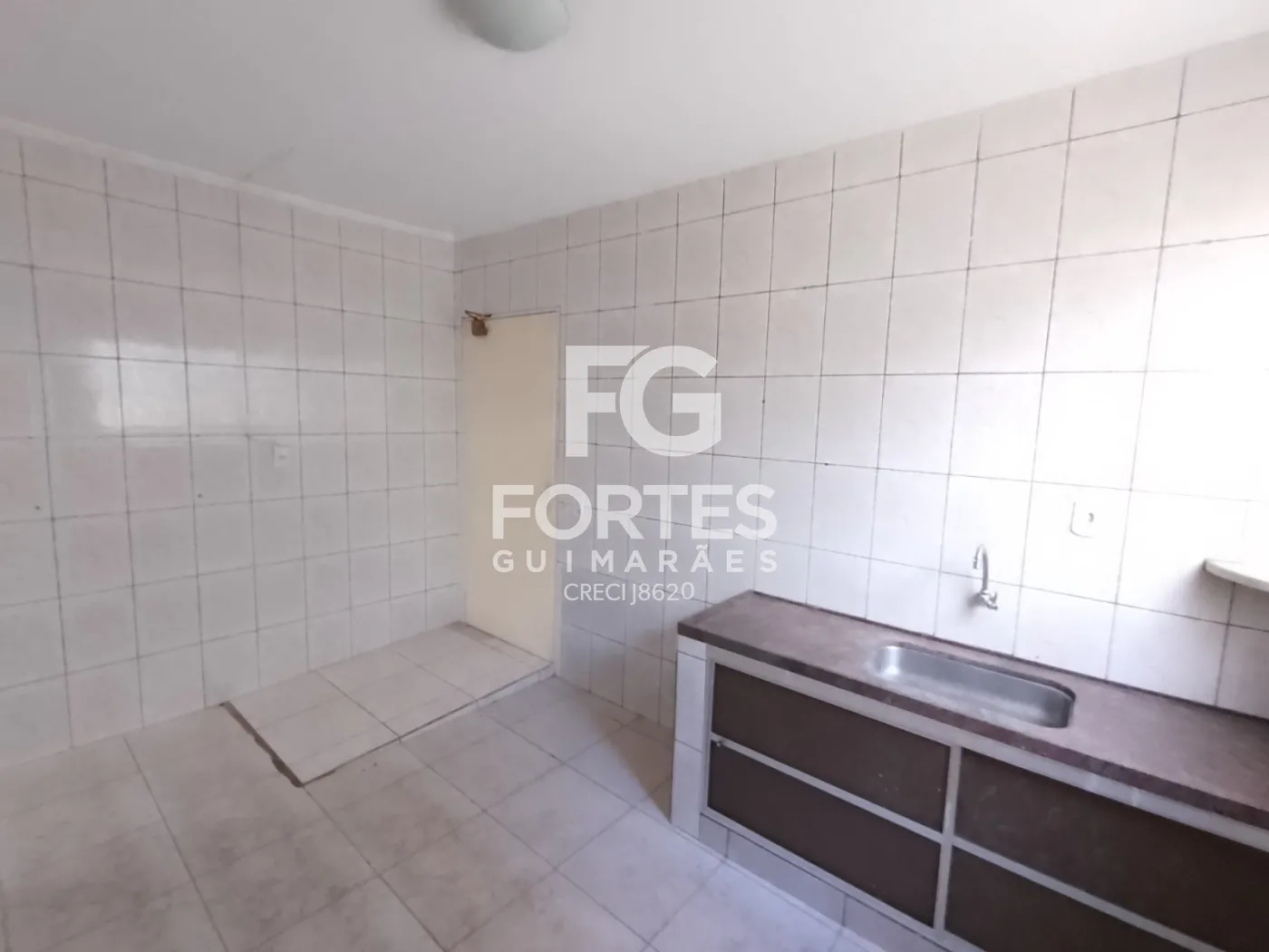 Alugar Casas / Padrão em Ribeirão Preto R$ 1.900,00 - Foto 17