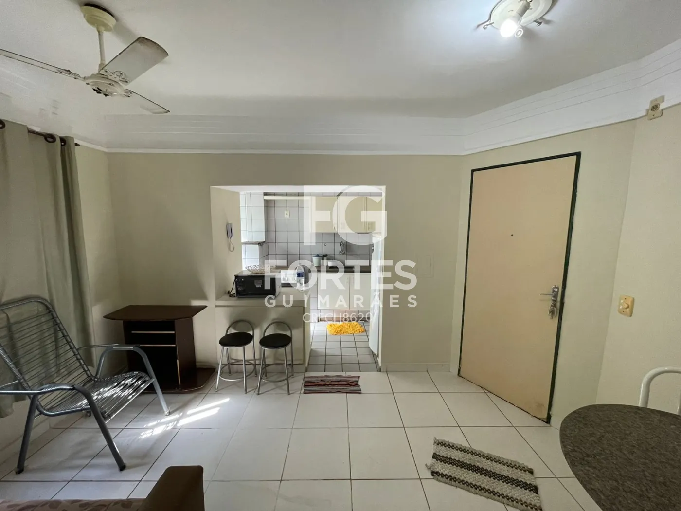 Alugar Apartamentos / Padrão em Ribeirão Preto R$ 1.000,00 - Foto 2