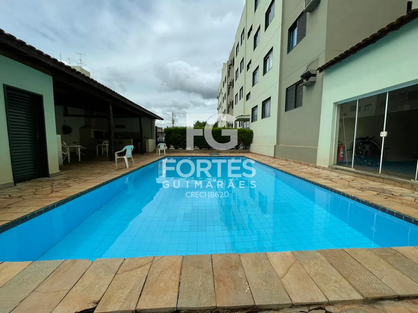 Alugar Apartamentos / Padrão em Ribeirão Preto R$ 1.000,00 - Foto 16