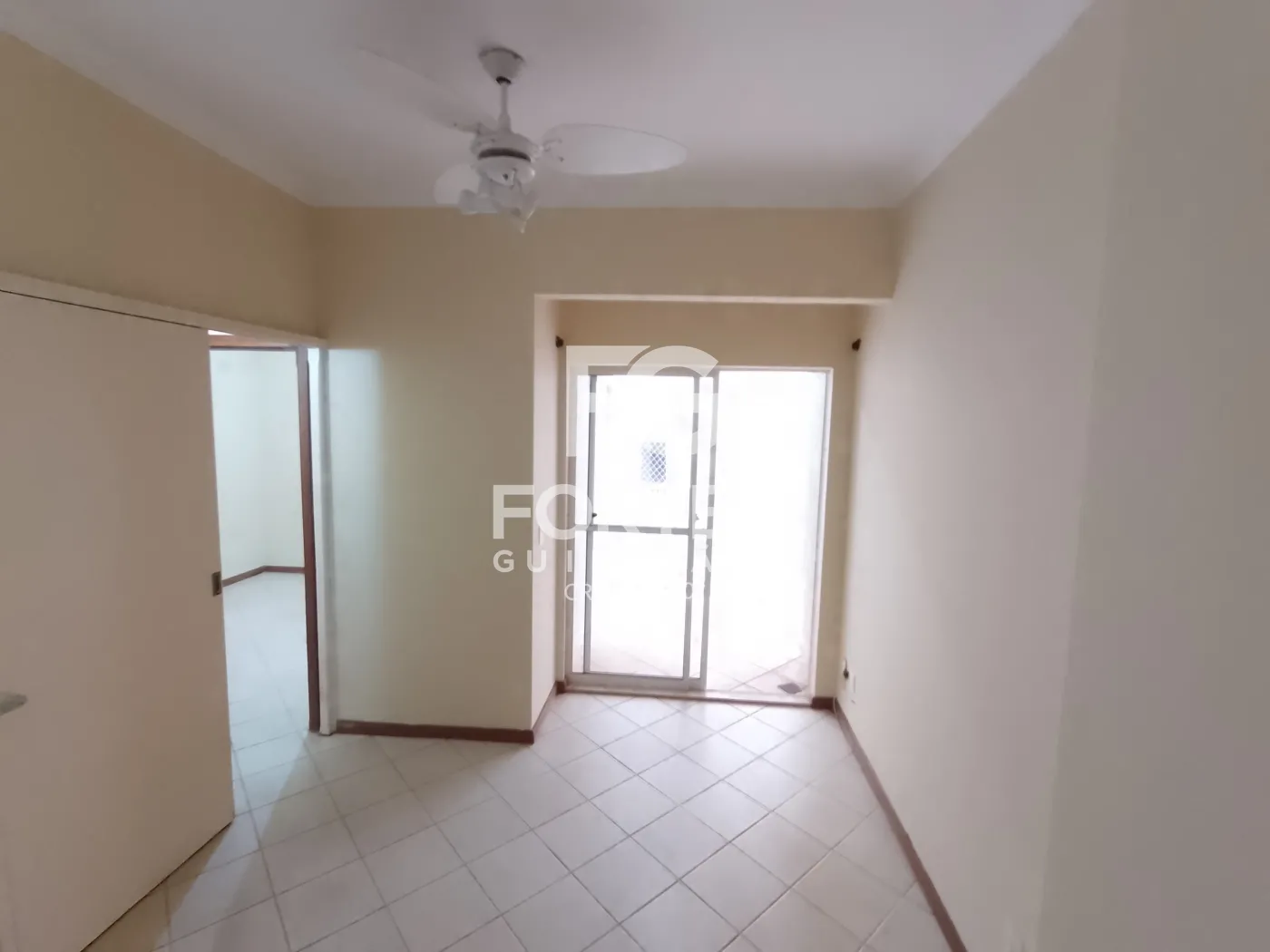 Alugar Apartamentos / Padrão em Ribeirão Preto R$ 1.600,00 - Foto 1