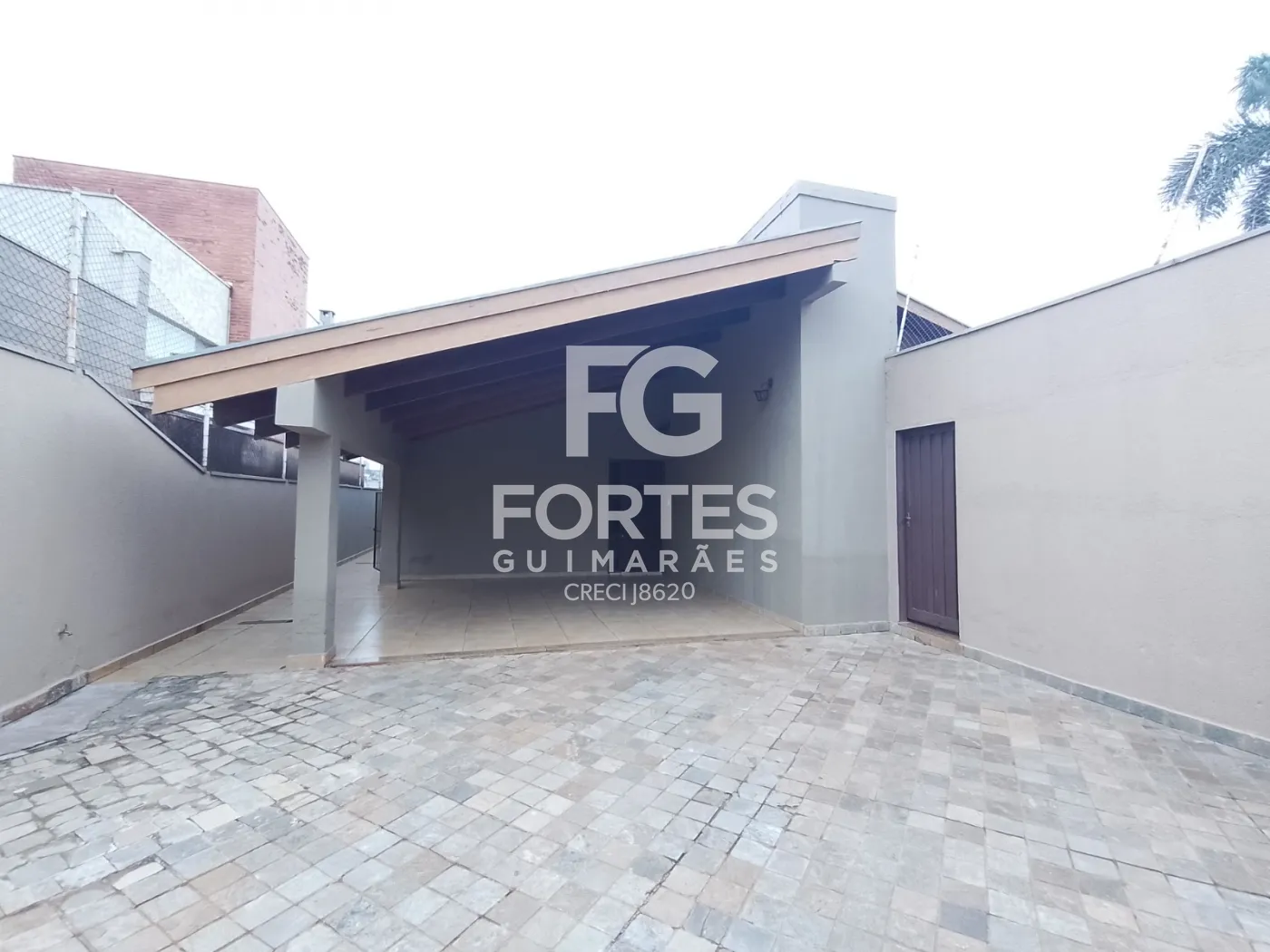 Alugar Casas / Padrão em Ribeirão Preto R$ 4.500,00 - Foto 1