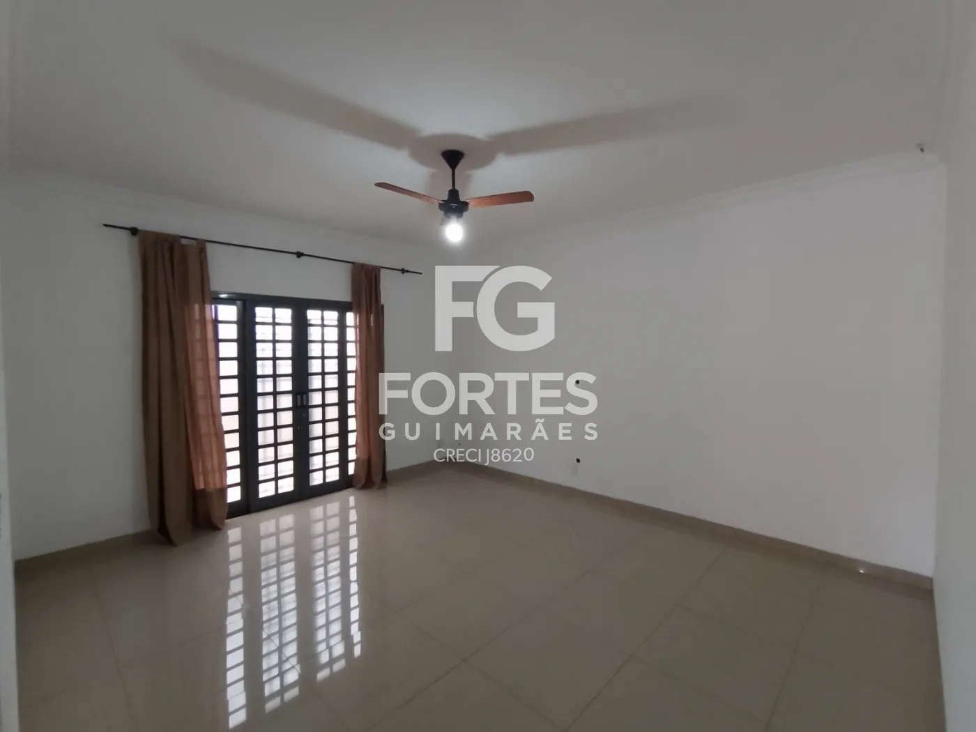 Alugar Casas / Padrão em Ribeirão Preto R$ 4.500,00 - Foto 3