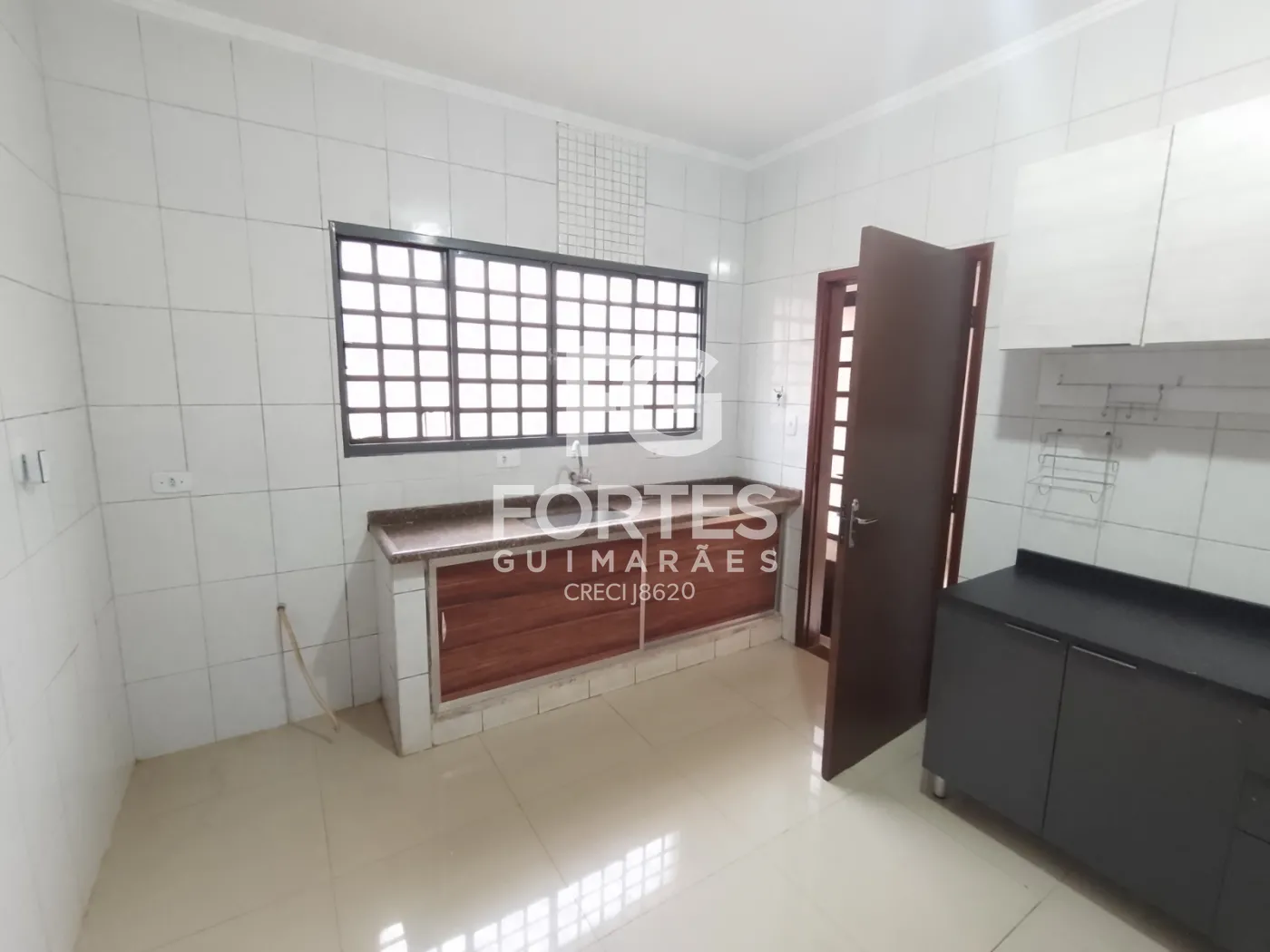 Alugar Casas / Padrão em Ribeirão Preto R$ 4.500,00 - Foto 13