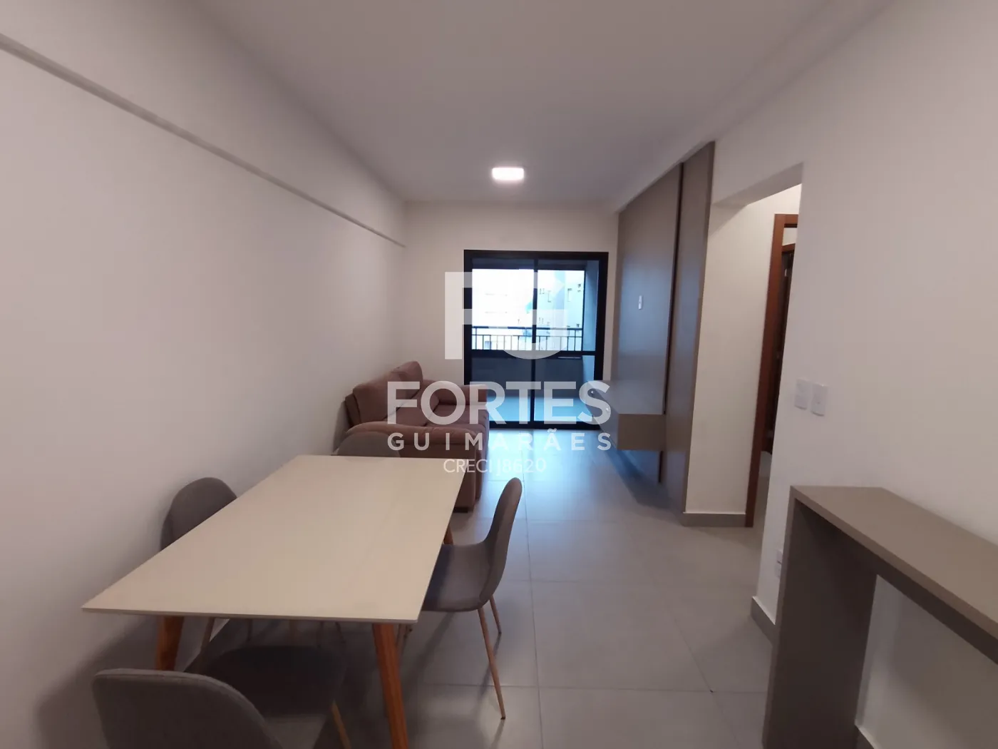 Alugar Apartamentos / Padrão em Ribeirão Preto R$ 3.570,00 - Foto 2