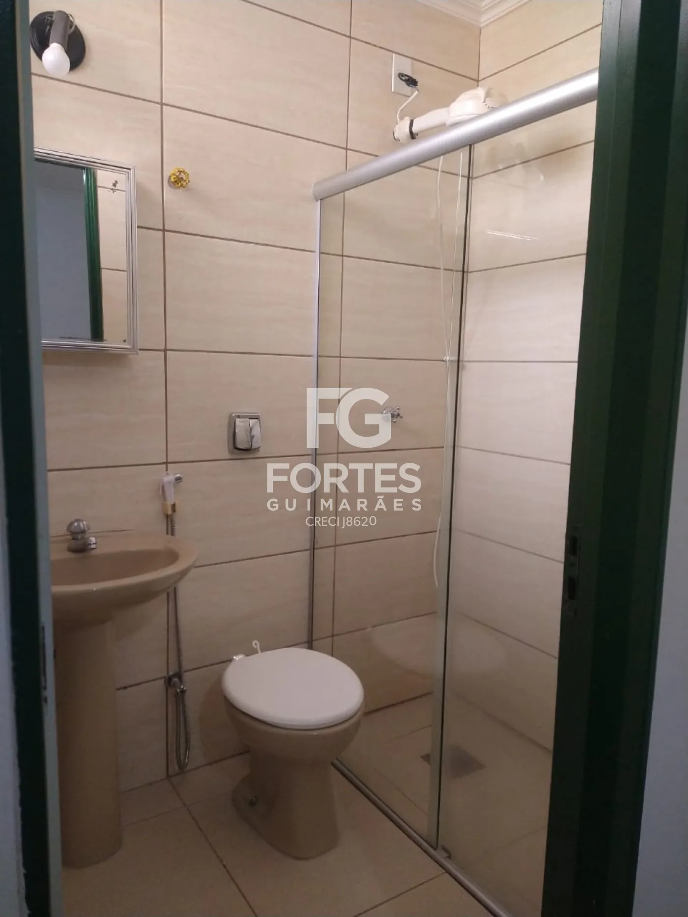 Alugar Casas / Padrão em Ribeirão Preto R$ 2.100,00 - Foto 15