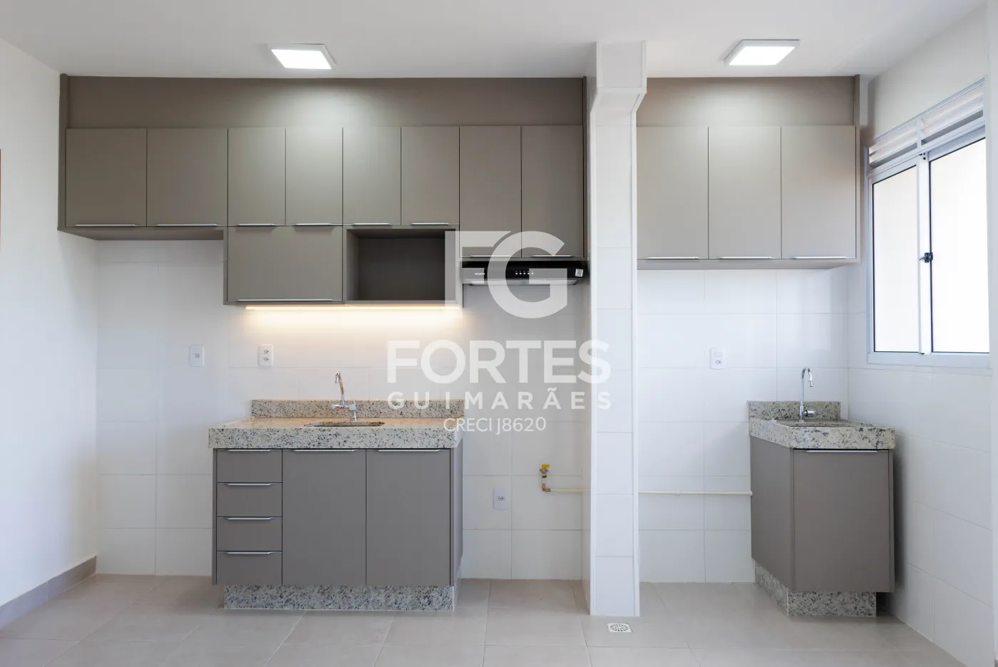 Alugar Apartamentos / Padrão em Ribeirão Preto R$ 2.150,00 - Foto 2