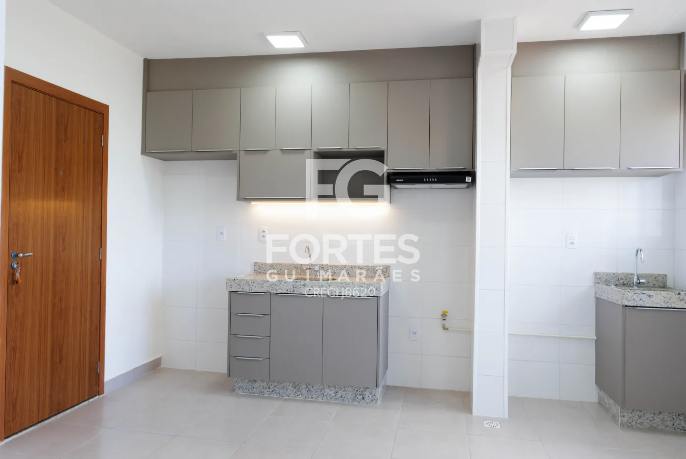 Alugar Apartamentos / Padrão em Ribeirão Preto R$ 2.150,00 - Foto 3
