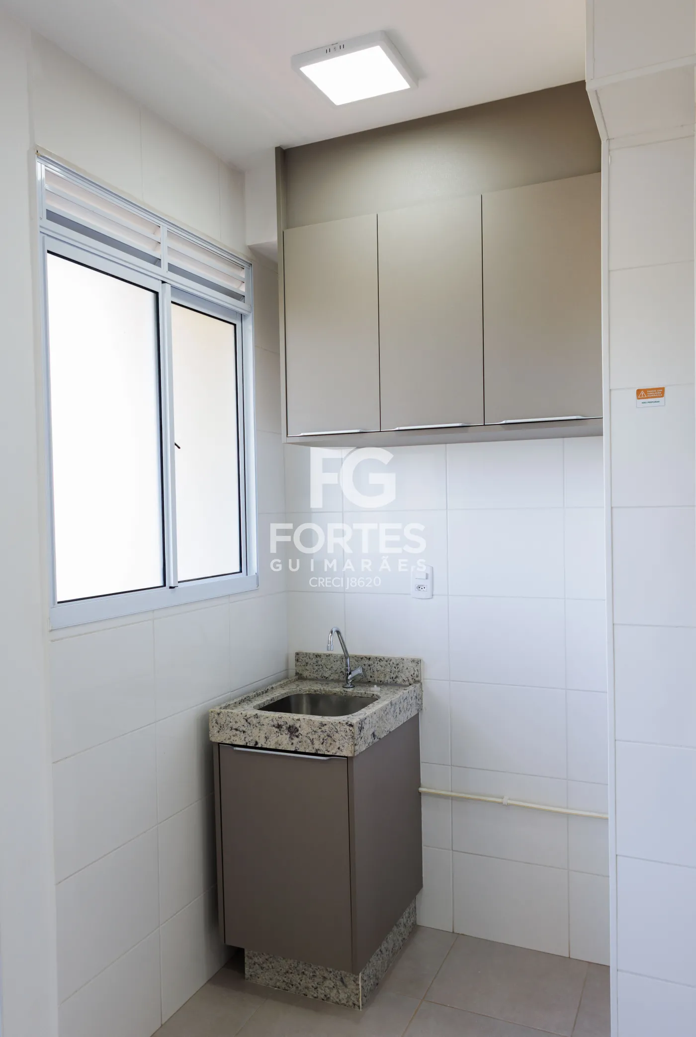 Alugar Apartamentos / Padrão em Ribeirão Preto R$ 1.950,00 - Foto 7