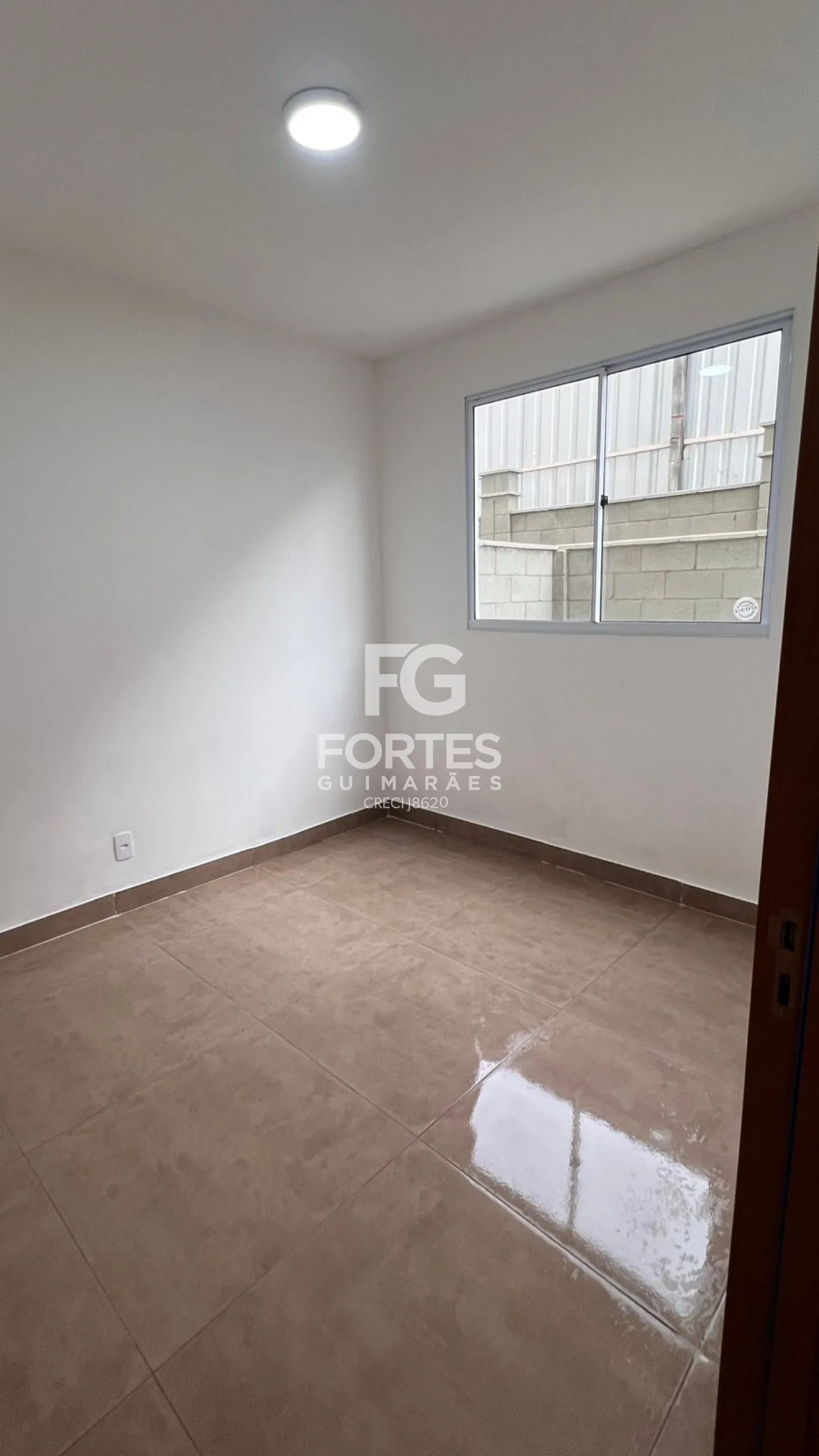 Alugar Apartamentos / Padrão em Ribeirão Preto R$ 1.200,00 - Foto 6