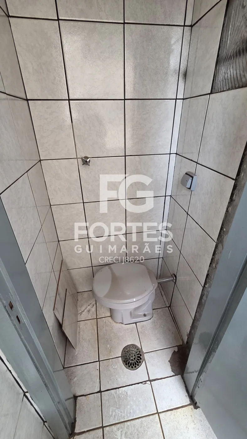 Alugar Apartamentos / Padrão em Ribeirão Preto R$ 1.000,00 - Foto 33