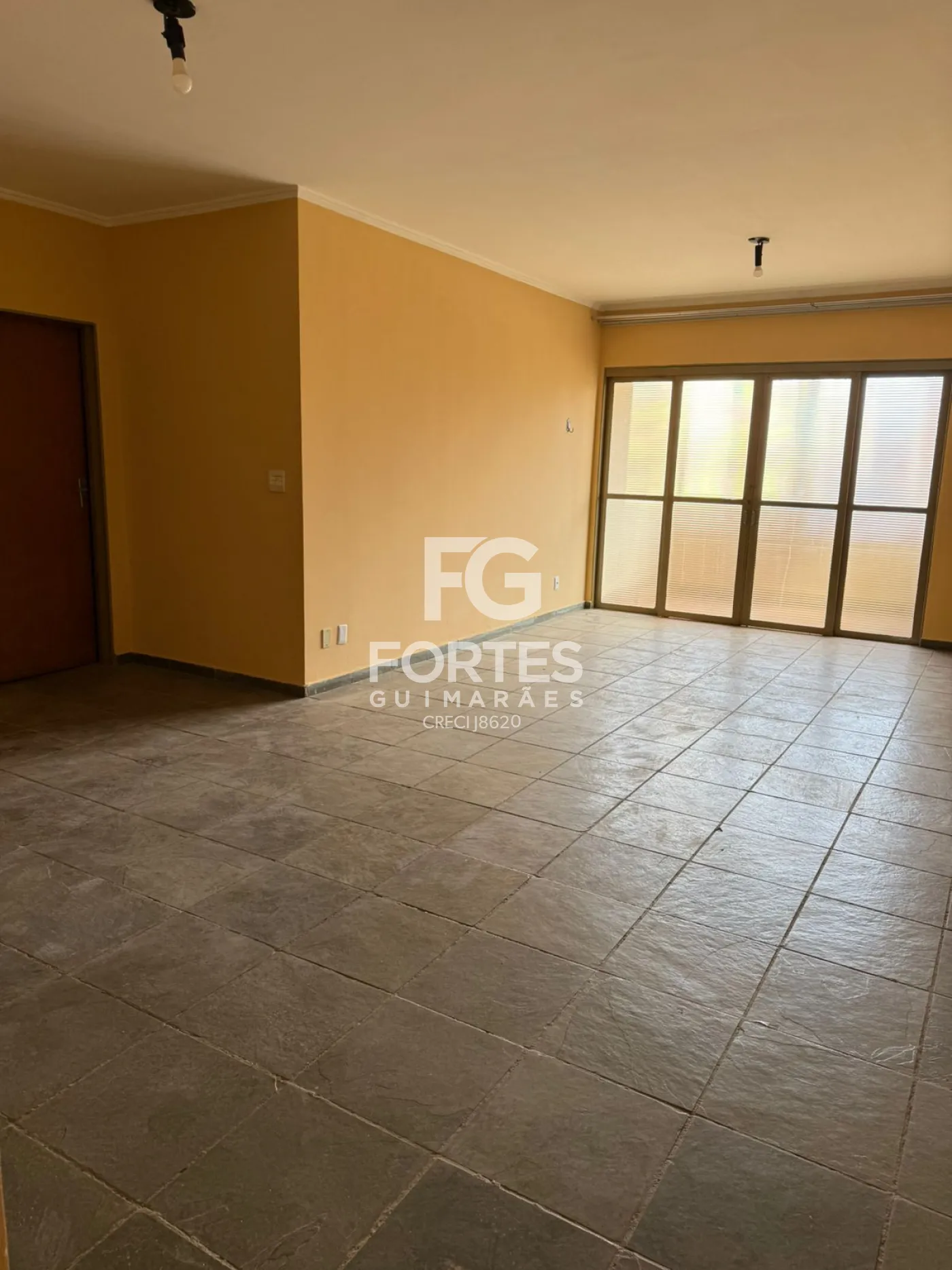 Alugar Apartamentos / Padrão em Ribeirão Preto R$ 1.850,00 - Foto 2