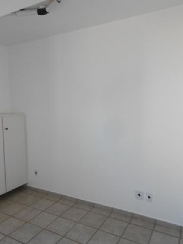 imagem 3 - Comercial - Sala imagem 3 - Comercial - Sala