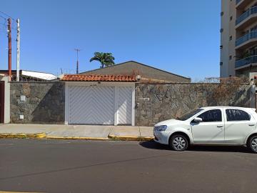 imagem 1 - Casa Térrea na avenida Santa Luzia com 177m², 3 quartos sendo 1 suíte e com armários, 2 banheiros sendo 1 suíte e 1 social e 1 com banheira de hidromassagem imagem 1 - Casa Térrea na avenida Santa Luzia com 177m², 3 quartos sendo 1 suíte e com armários, 2 banheiros sendo 1 suíte e 1 social e 1 com banheira de hidromassagem
