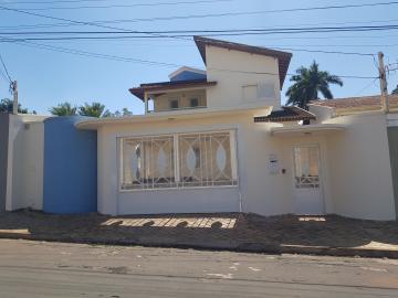 Alugar Casas / Padrão em Ribeirão Preto. apenas R$ 4.500,00