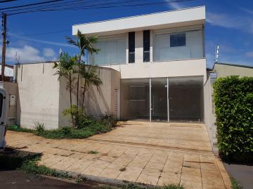 Alugar Casas / Padrão em Ribeirão Preto. apenas R$ 4.000,00