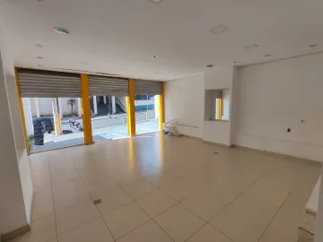 imagem 2 - Salão Comercial ao lado da avenida Independência em rua de grande fluxo, estacionamento recuado com 02 vagas rotativas imagem 2 - Salão Comercial ao lado da avenida Independência em rua de grande fluxo, estacionamento recuado com 02 vagas rotativas
