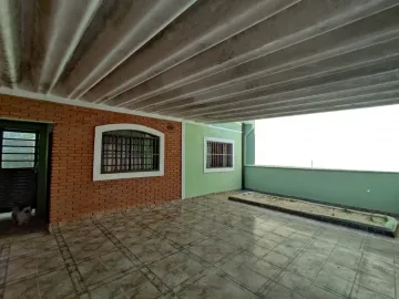 Alugar Casas / Padrão em Ribeirão Preto. apenas R$ 1.500,00