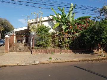 Alugar Casas / Padrão em Ribeirão Preto. apenas R$ 3.600,00