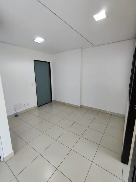 imagem 4 - Maravilhoso Conjunto Comercial Andar Alto Face Sombra Sala dupla 135m² AU com espaço para recepção, ares condicionados, forro, luminárias imagem 4 - Maravilhoso Conjunto Comercial Andar Alto Face Sombra Sala dupla 135m² AU com espaço para recepção, ares condicionados, forro, luminárias
