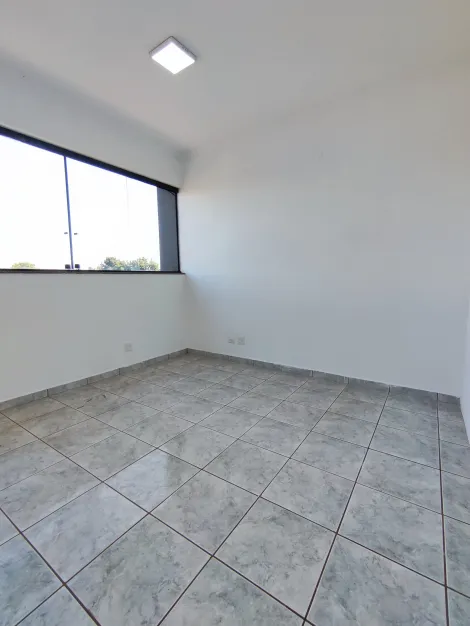 imagem 5 - Sala Comercial Sobreloja Face Sombra entre as avenidas Cel Fernando Ferreira Leite, Presidente Vargas e Braz Olaia Acosta, com 30m² AU e 01 wc privativo. imagem 5 - Sala Comercial Sobreloja Face Sombra entre as avenidas Cel Fernando Ferreira Leite, Presidente Vargas e Braz Olaia Acosta, com 30m² AU e 01 wc privativo.